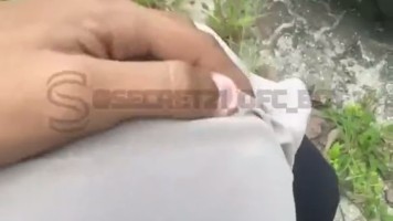 Kebelet Mau Diisep Pacar Hijab Di Pinggir Jalan