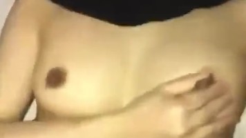 Bokep Indo Genjot Ayang Jilbab Karyawati Teller Bank