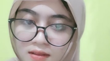Bokep Jilbab – Aichan Mode Jilbab Makin Cakep Nih ID 94359514 Mango