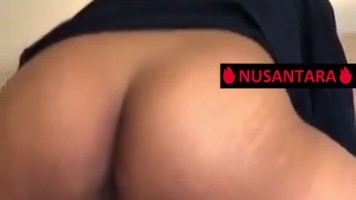 Bokep Jilbab – Tante Hijabers dan Bule Memadu Kasih